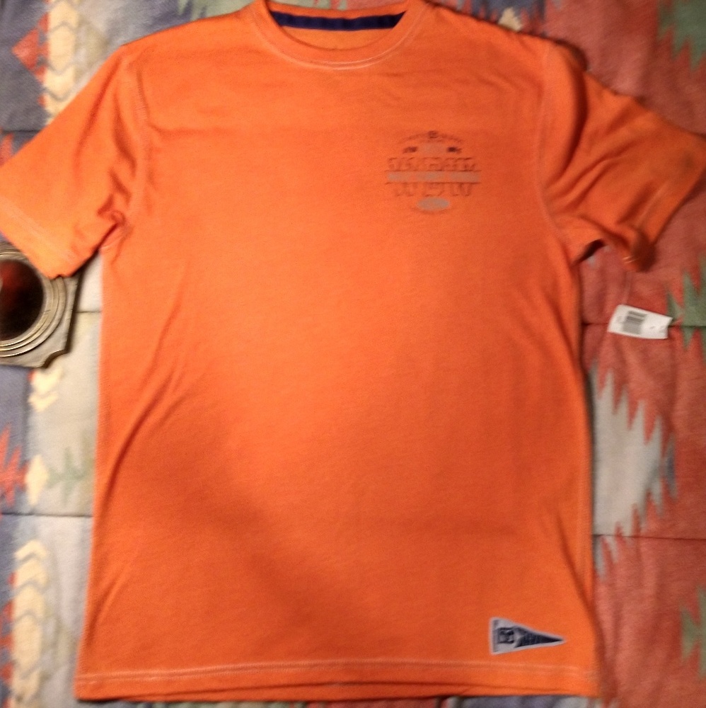 Disney Parks t shirt